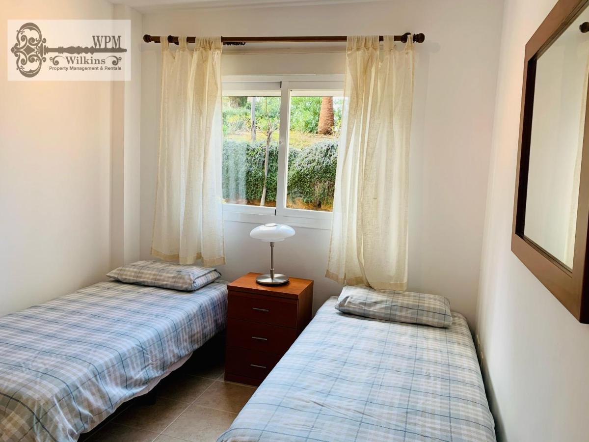 Beautiful 2-Bed Apartment In Casares Costa Bahia de Casares Esterno foto
