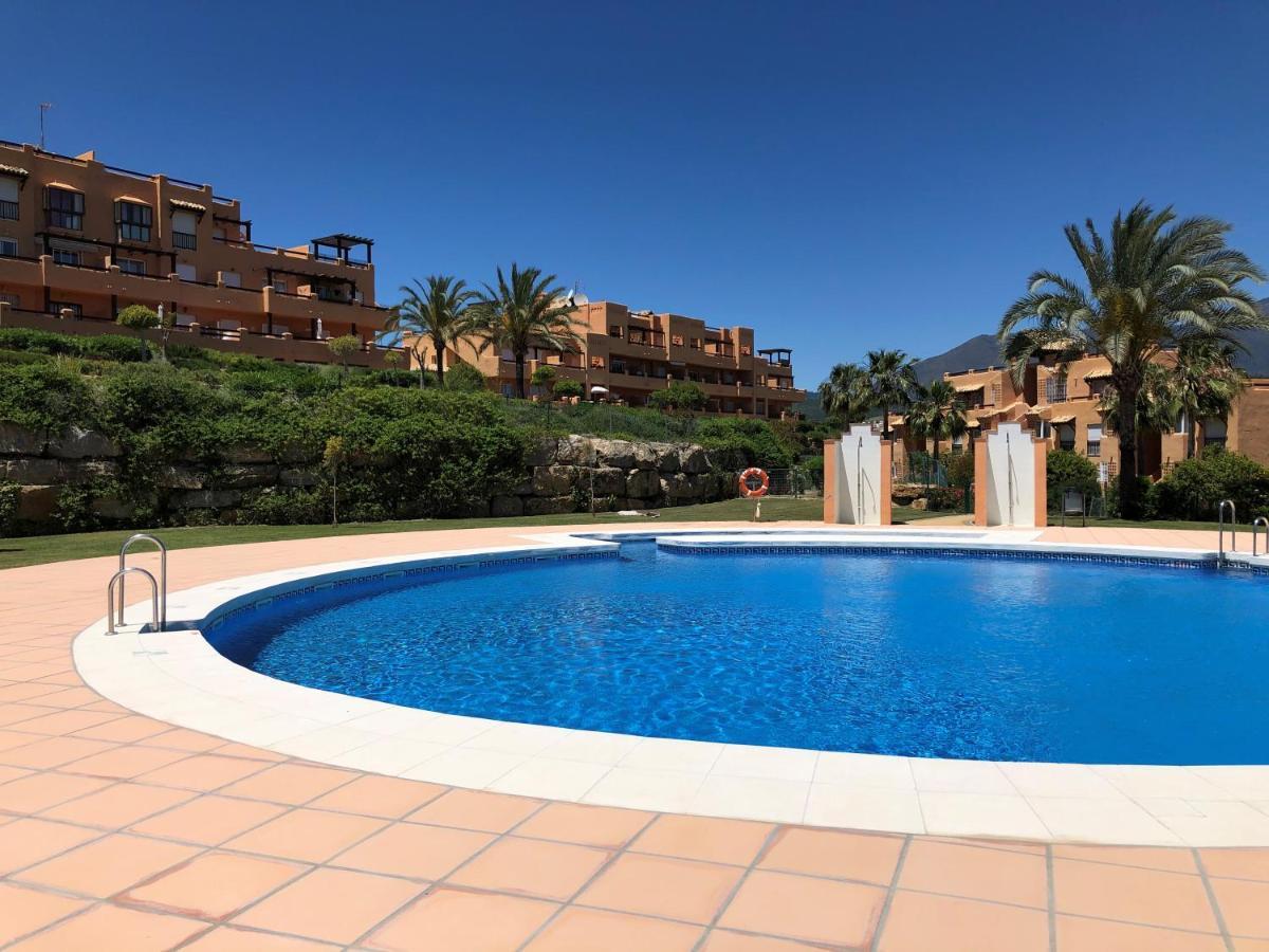 Beautiful 2-Bed Apartment In Casares Costa Bahia de Casares Esterno foto