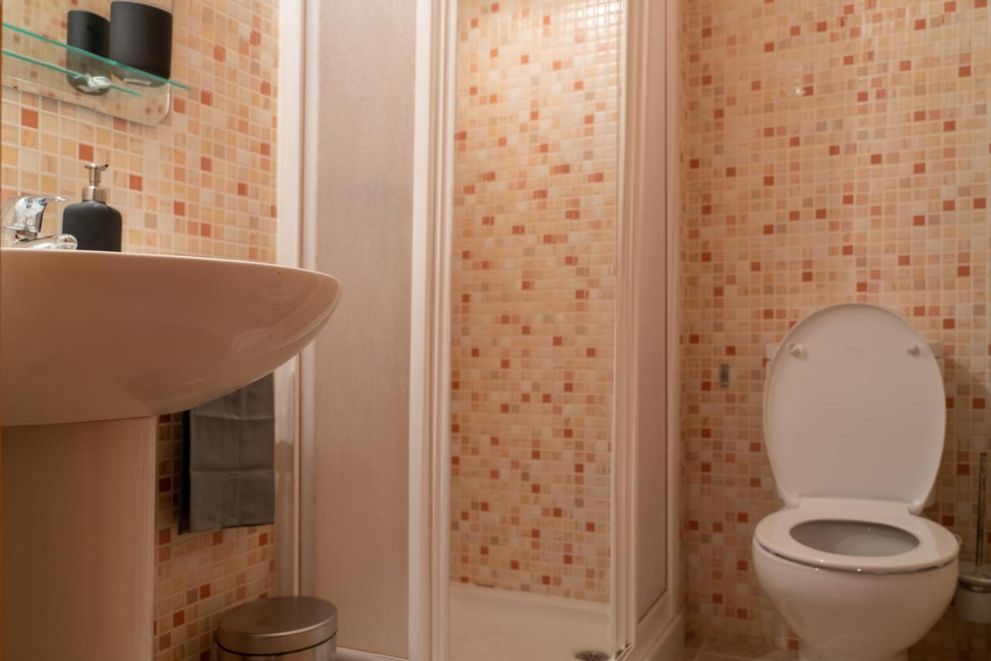 Beautiful 2-Bed Apartment In Casares Costa Bahia de Casares Esterno foto
